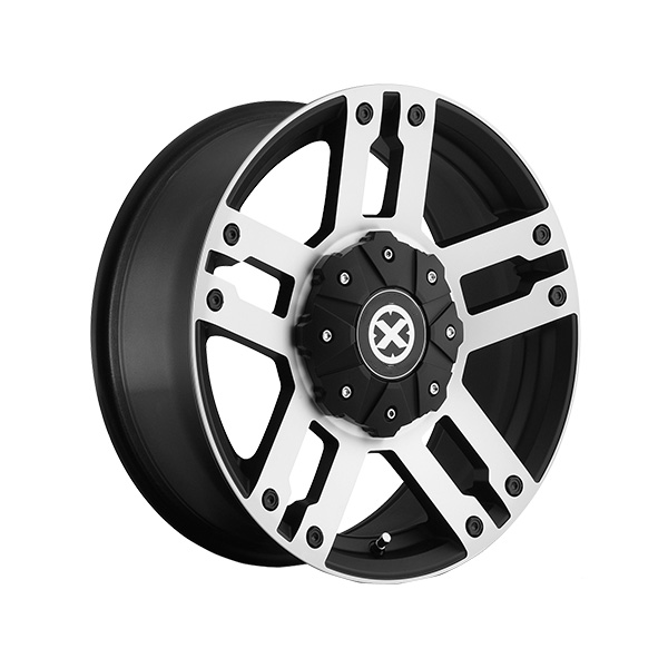 سلسلة بلون أسود لامع